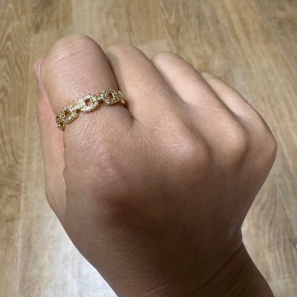 Move Uno Elegant Silver Link Resizable Ring - Picture 10 of 16